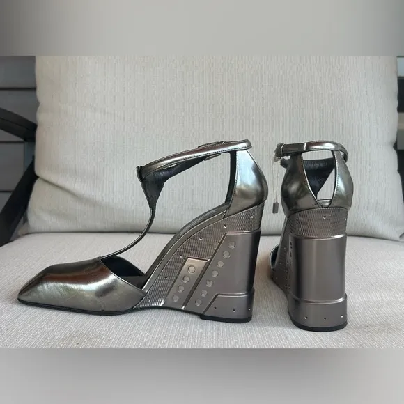 Prada Fall Runway 2014 Silver Wedge Sandals, size 10 (Italian 40)