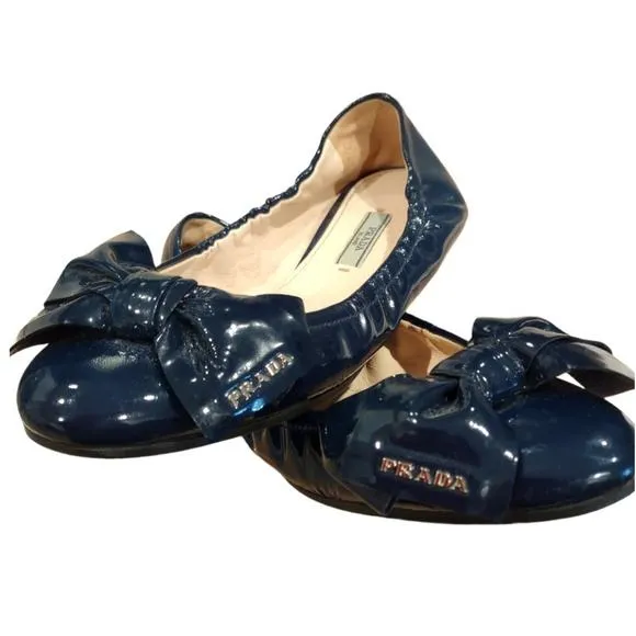 PRADA Navy Flats w/ Bows Elasticized Patent Leather Balletcore Shoes EU Sz 38.5