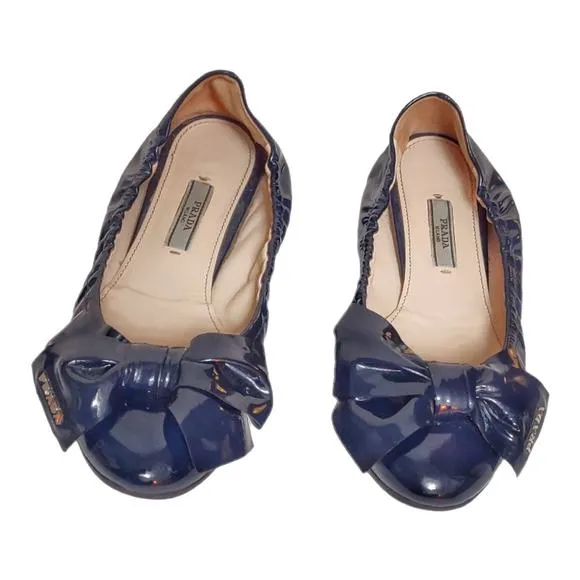 PRADA Navy Flats w/ Bows Elasticized Patent Leather Balletcore Shoes EU Sz 38.5