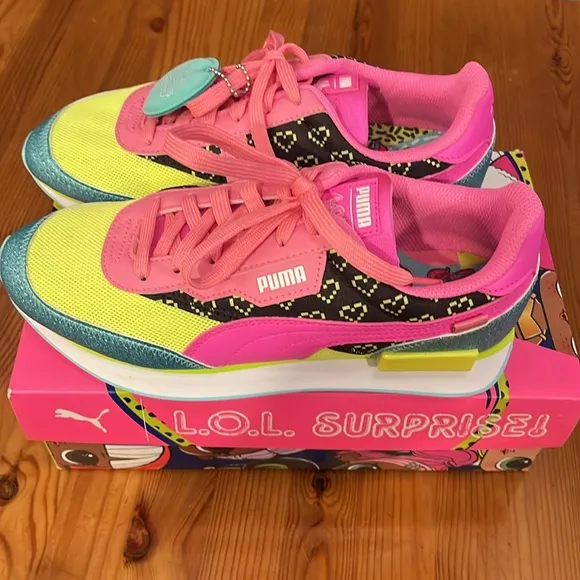 Puma Future Rider x LOL Surprise Shoes Youth 7C Pink Yellow Sneakers new w/box