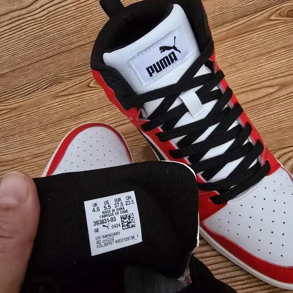 PUMA Rebound V6 Mid Sneakers