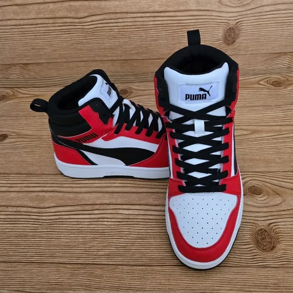 PUMA Rebound V6 Mid Sneakers