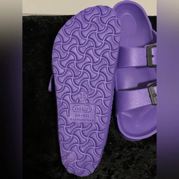 Purple Birkenstock Sandals - Size 35 (US Youth 3.5) NWOT