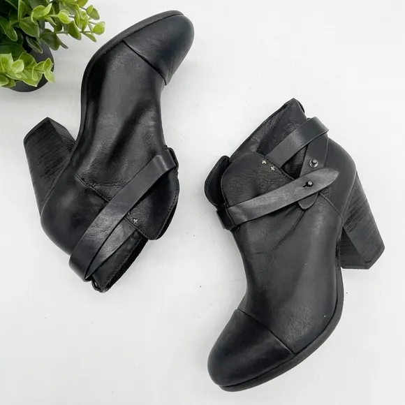 Rag &amp; Bone Strappy Black Leather Ankle Boots Size 8.5 Moto Minimalist Fall