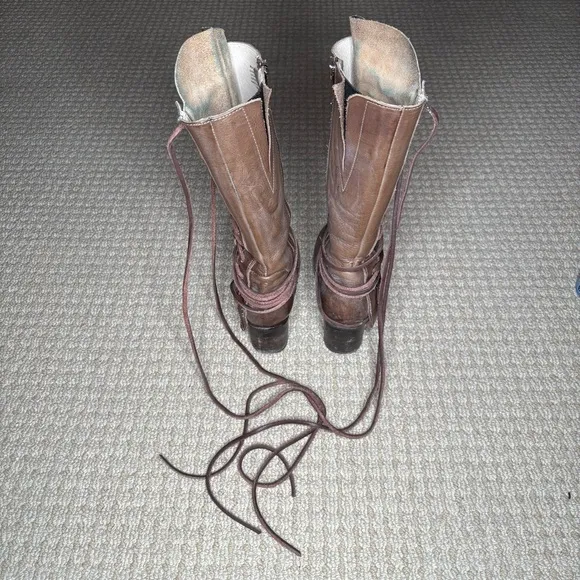 RARE Freebird Cash Boots