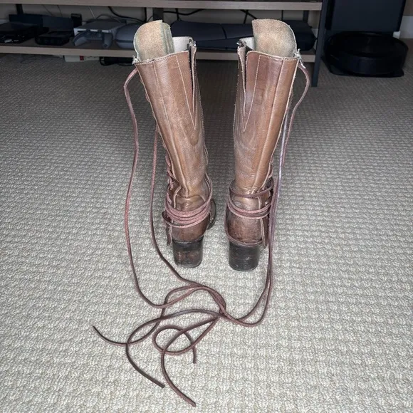 RARE Freebird Cash Boots