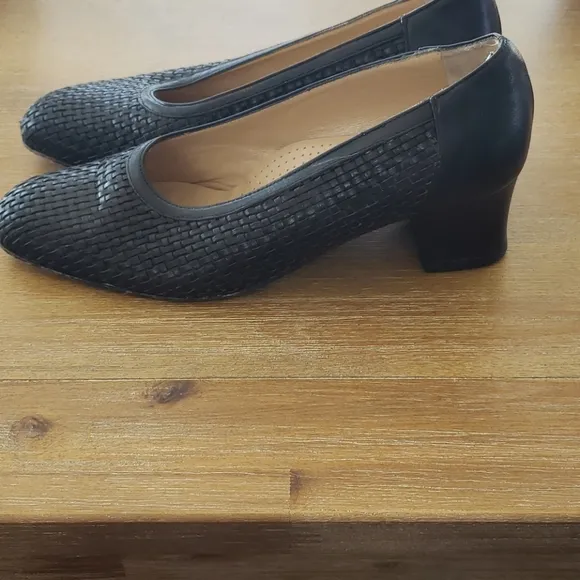 RARE VINTAGE LUISA DI VILLARVERDE SHOES