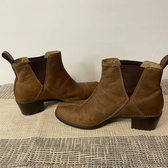 REDWING / Brown Leather Chelsea Ankle Boots Size 7.5