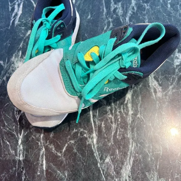 Reebok ventilator hexalite womens shoes