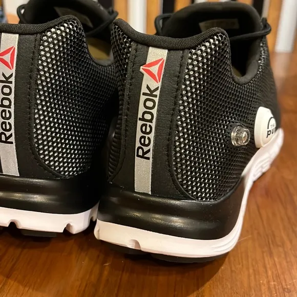 Reebok ZPump Fusion PU The Pump shoes sneakers new AR0369 Mens sizes black