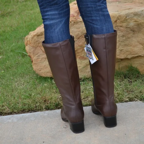 Regence Tall Brown Leather Boots Waterproof Size 11