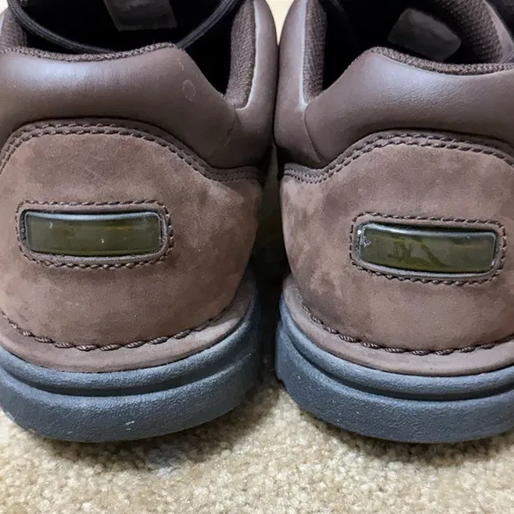 Rockport World Tour Classic Lace Up Men 10 Shoes‎ Sneakers Nubuck Brown APM72205