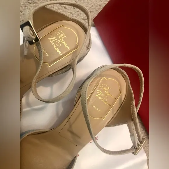 Roger Vivier RV Sandal / heel / shoes