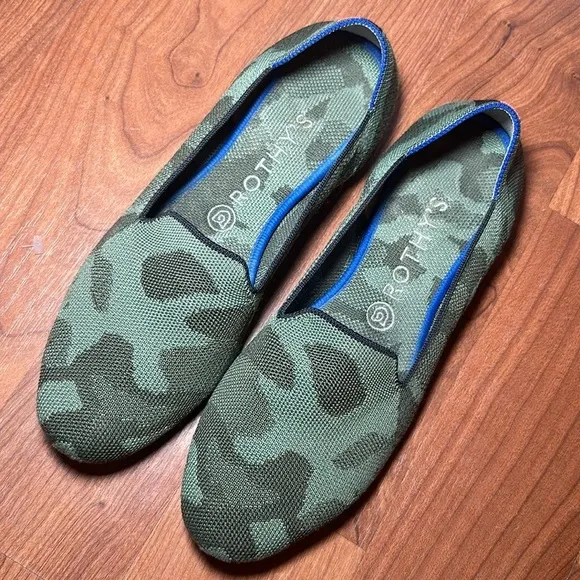 Rothy’s camouflage loafer size 9.5