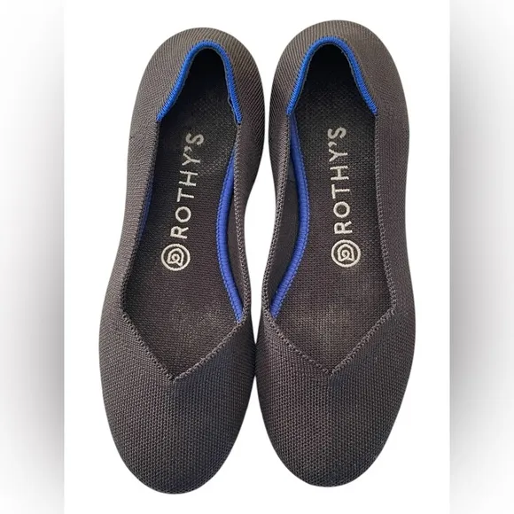 Rothy’s women’s woven round toe ballet flats. Navy Blue size 7.5