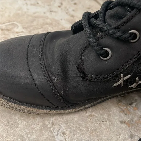 ROXY Mountain &amp; The Seas black tall winter lace up boots size 6.5