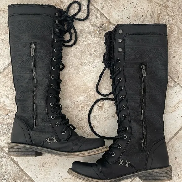 ROXY Mountain &amp; The Seas black tall winter lace up boots size 6.5