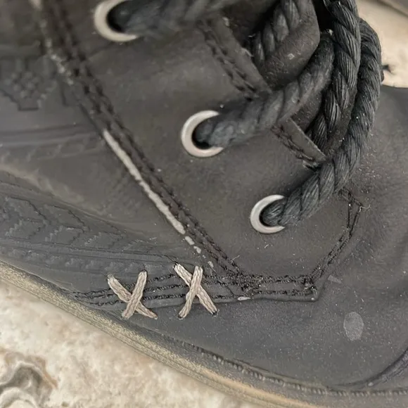 ROXY Mountain &amp; The Seas black tall winter lace up boots size 6.5