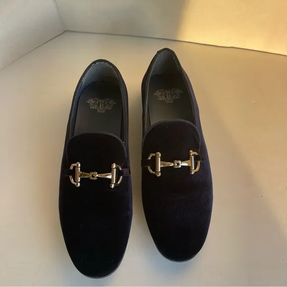Royal Male Loafers shoes. The Italian style of a male velvet shoe. Size 8
