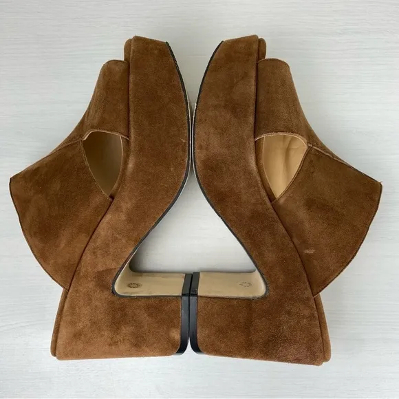 Sacha London Ima Brown Suede Platform Sandals Size 10 Chunky Heels Side Cut-Outs