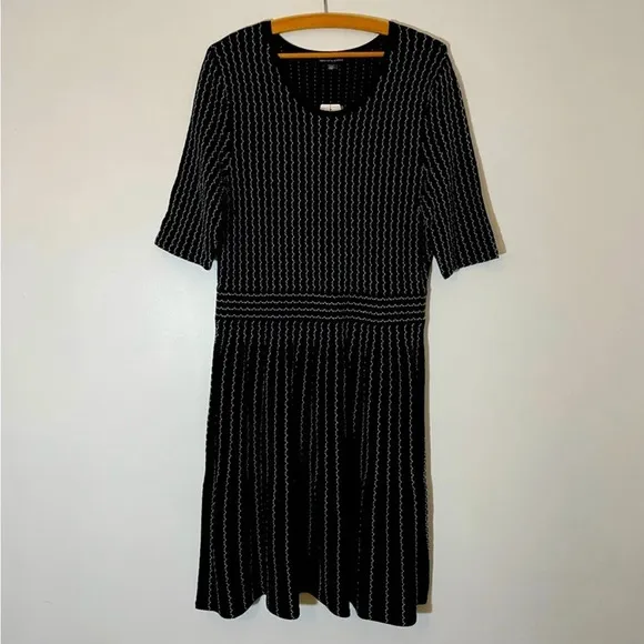 Sak Fifth Avenue Black and White Houndstooth 3/4 Sleeve Dress Size L NWT