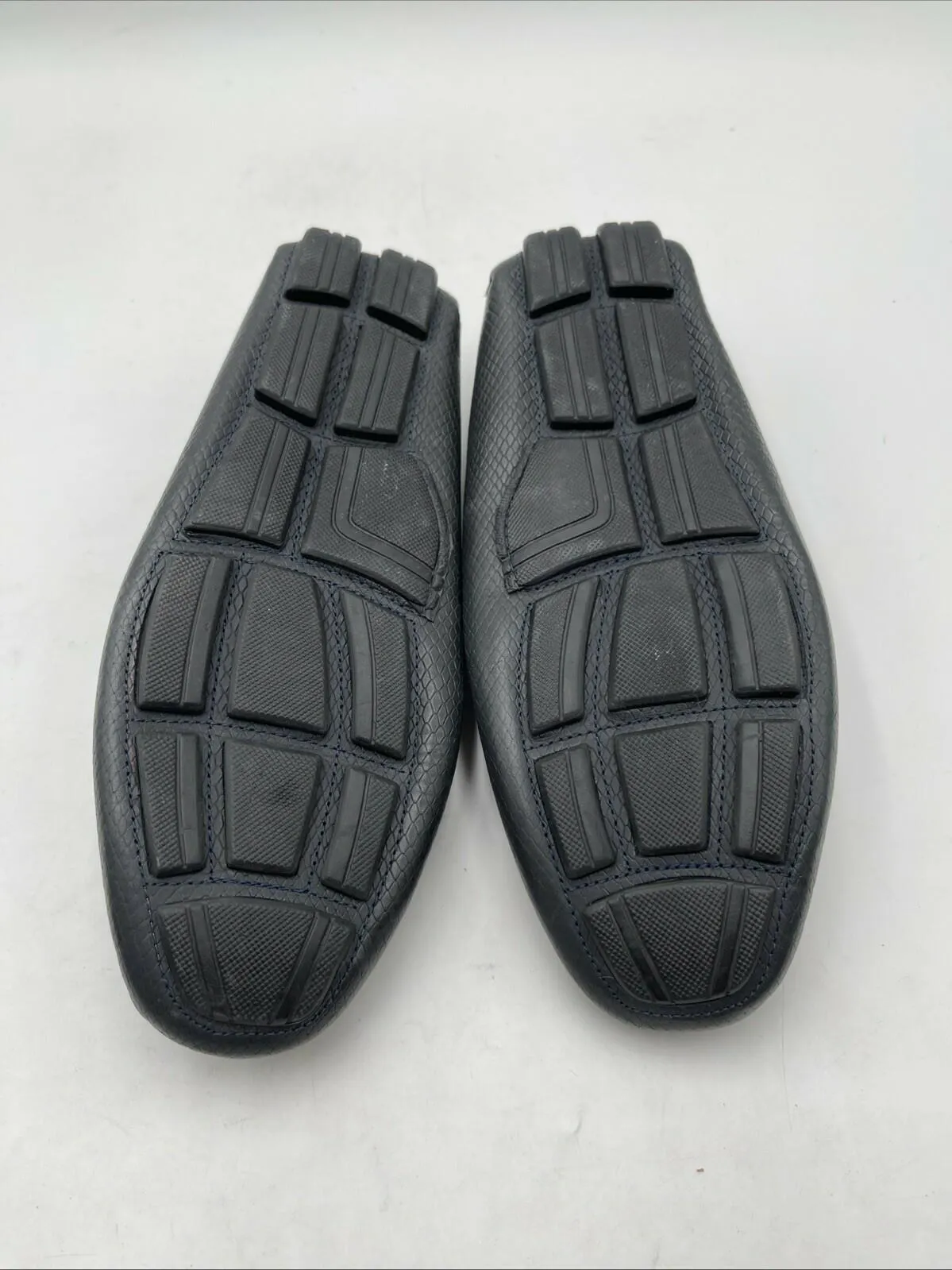 Saks Fifth Avenue Men’s Slip On Loafers Navy Size 8M - Very Good