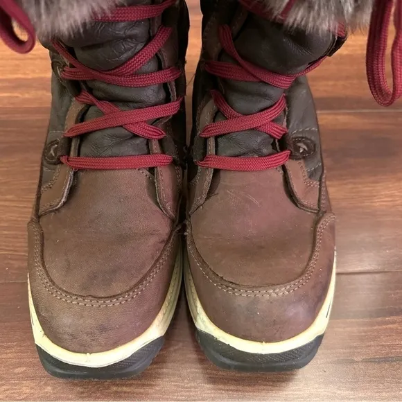 🌿SALE🌿SANTANA CANADA Lace Up Brown Leather Winter Boots Size 40EU 9.5US