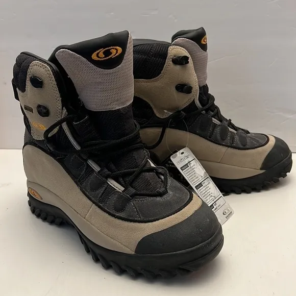 Salomon Women’s Winter Boots Gore-tex Size 7.5 NWT