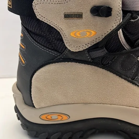 Salomon Women’s Winter Boots Gore-tex Size 7.5 NWT