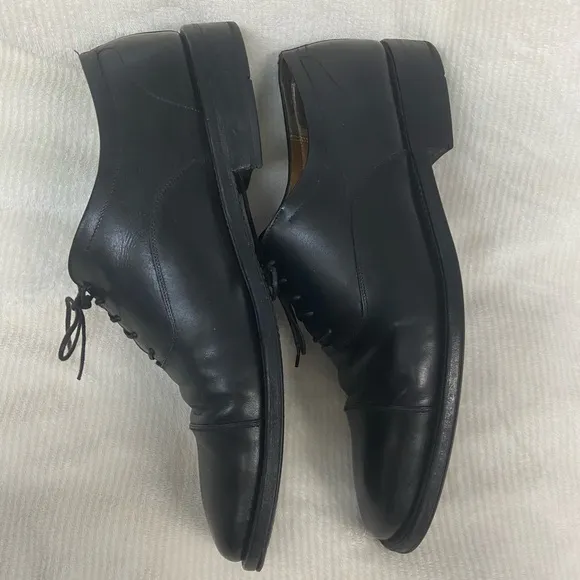 Salvador Ferragamo Black Dress Shoes size 10 D