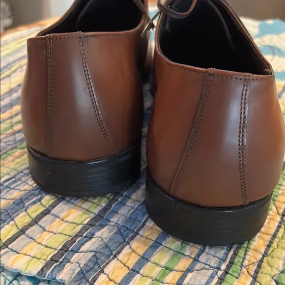 Salvatore Ferragamo Brown Leather Oxford Shoes