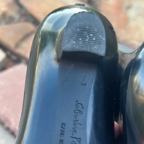 Salvatore Ferragamo Ladies size 7 Black Kitten Heel Rain 🌧️ Boots 👢