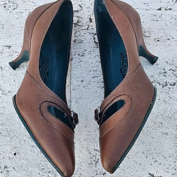 Salvatore Ferragamo Women Heel Pump Shoes Brown Leather Upper Made in Italy 4.5D