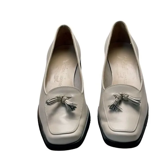 SALVATORE FERRAGAMO Women’s Shoes Ivory Leather Tassel Accent Heels Size 8.5AAAA