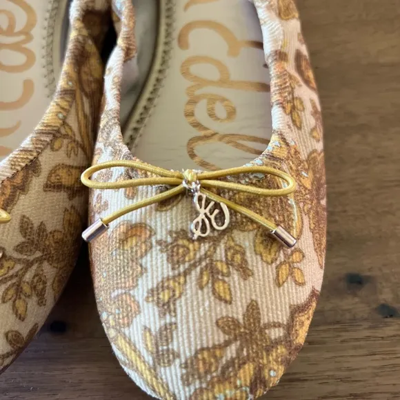 Sam Edelman Felicia Yellow Floral Ballet Flats NWT Sz 8