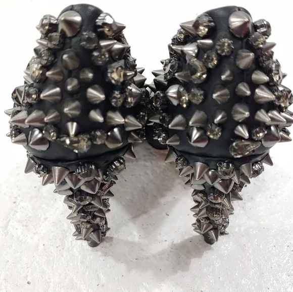 SAM EDELMAN LORISSA METAL STUDDED HEEL