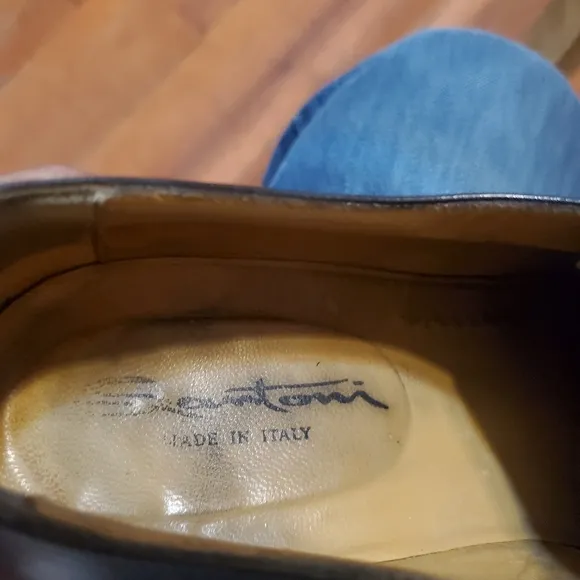 Santoni Mens Shoes Size 10 1/2,  Rtls $600.00 Asking $95.00