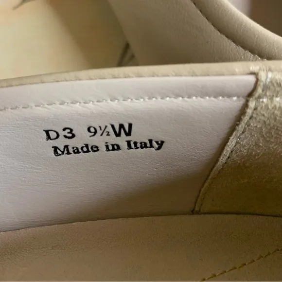SAS Cream Heels for Versatile Elegance