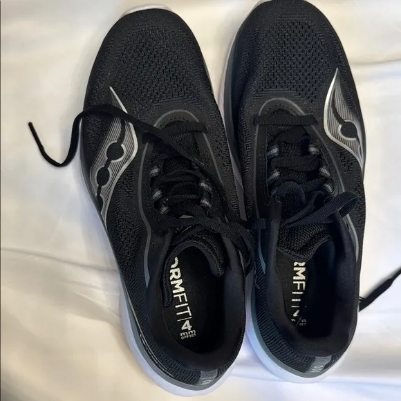 Saucony Men's Black Running Shoes
