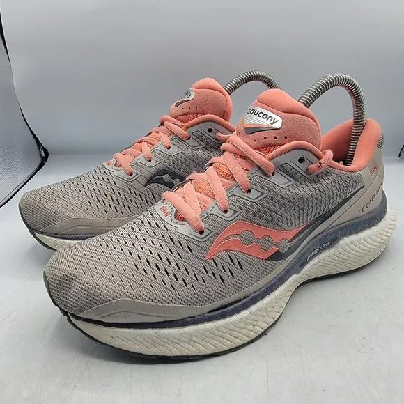 Saucony Triumph 18 Womens 7 Gray Athletic Running Shoes Sneakers S10595-30