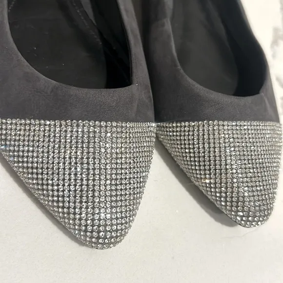 SCHUTZ Women’s Ballet Flats Gemma Pointed Toe with Diamonds Grey Suede NEW 8