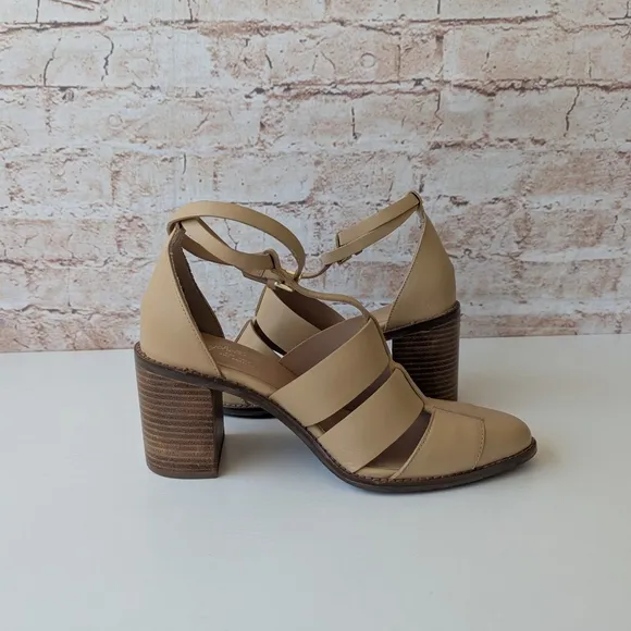 Seychelles Stay Ready Heels Leather Sandals
