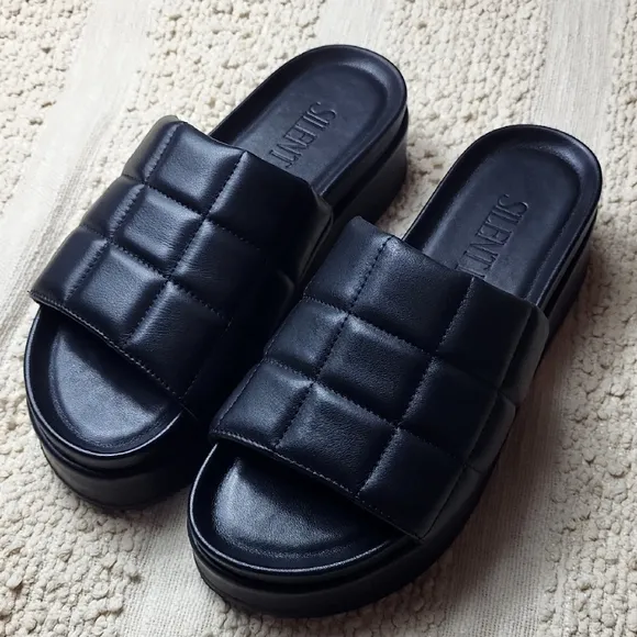 SILENT D Leather Black Quilted Slide Sandals. Size 8.5