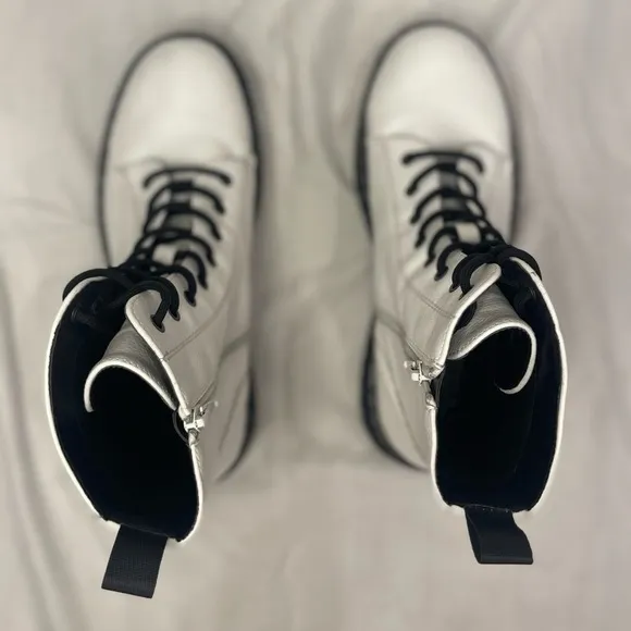 Sincerley Jules Harley white Combat Boot Laceup brand New size 9