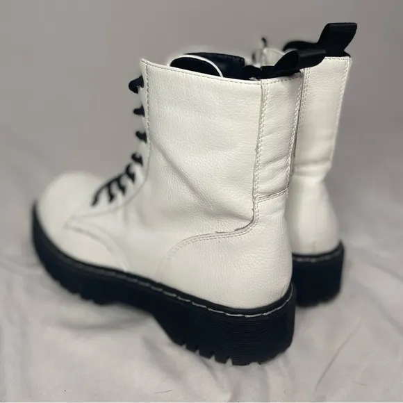 Sincerley Jules Harley white Combat Boot Laceup brand New size 9