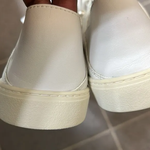 Size 10.5 Stuart Weitzman Sneakers Pearls Grommets Convertible Mules White
