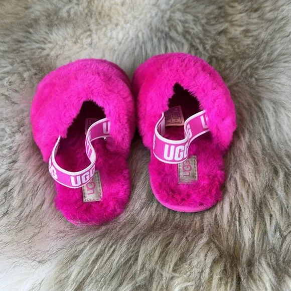 Size 11 Ugg Fluff Yeah Slides Fuzzy Pink Sandal