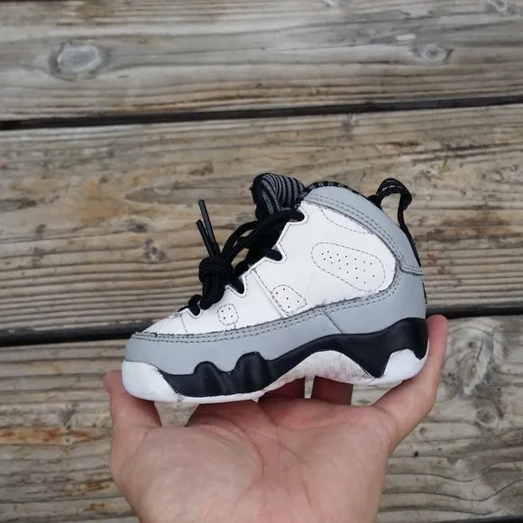 Size 4 Toddler TD Nike Air Jordan 9 Baron Shoes Sneakers