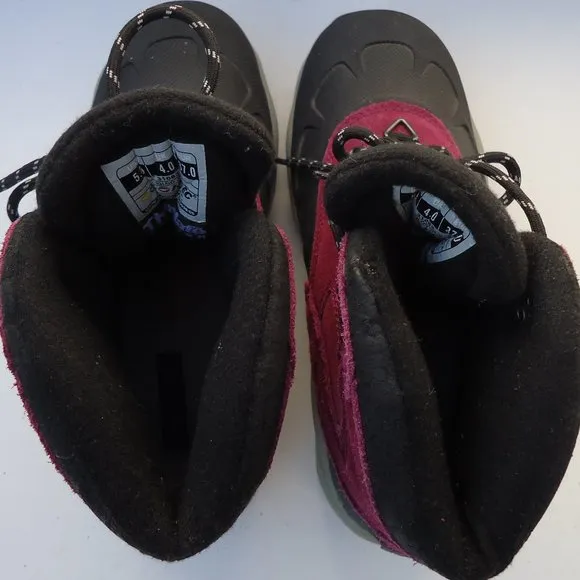 SIZE 5. Kids Hi-Tec IGLOO JR. hiking boots.