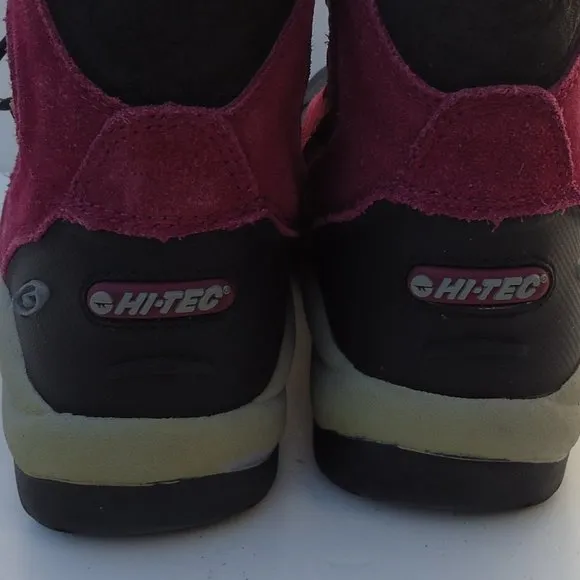 SIZE 5. Kids Hi-Tec IGLOO JR. hiking boots.